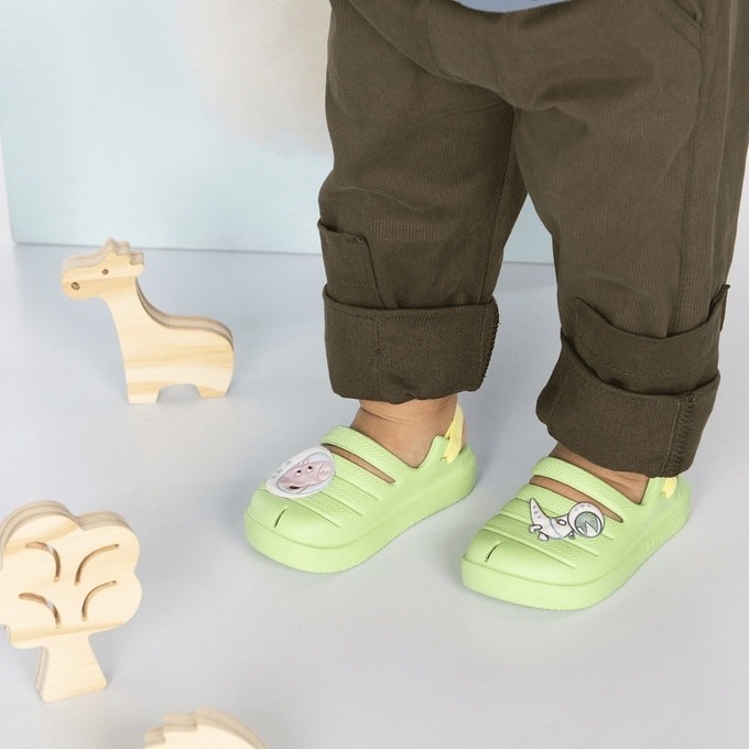 【HAVAIANAS】Baby peppa pig包頭涼鞋/佩佩豬綠